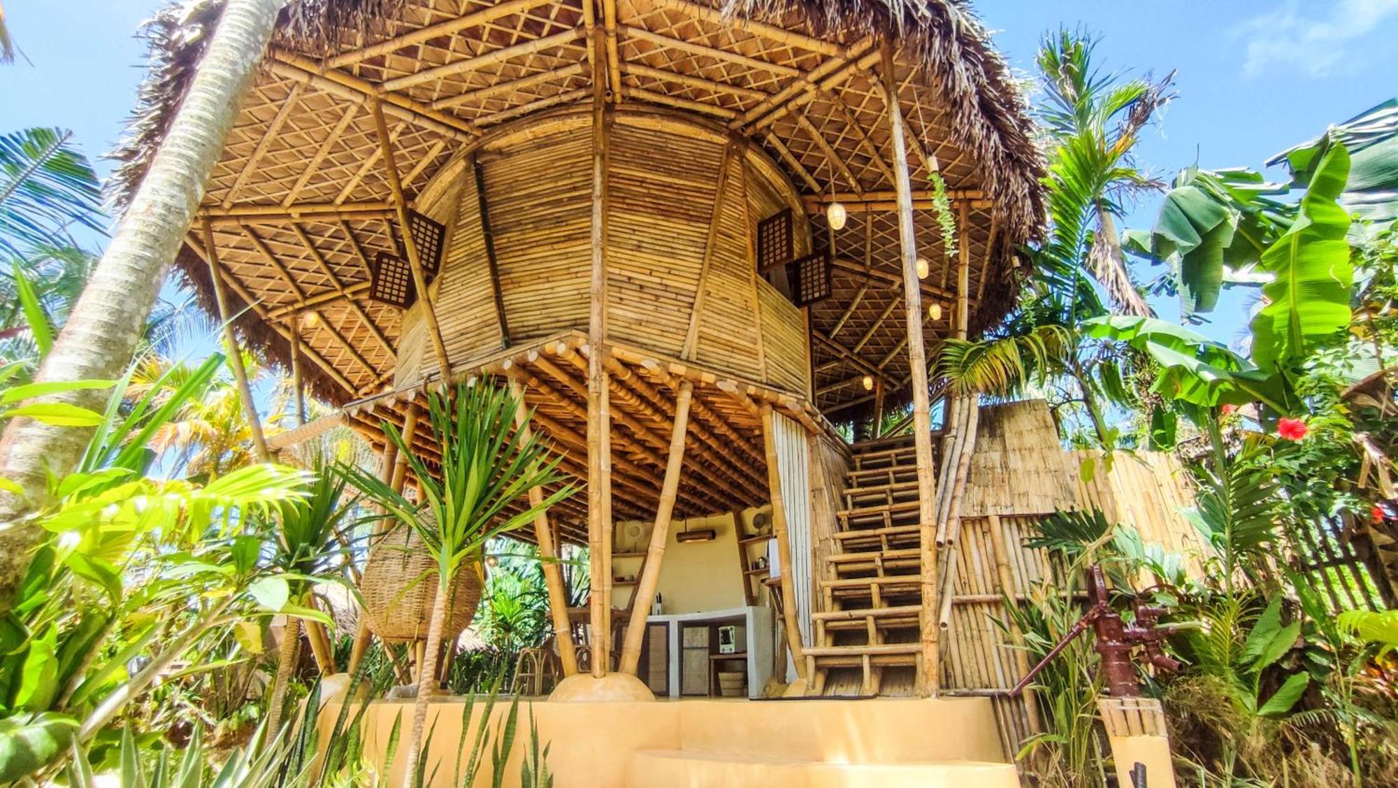 The Bamboo Houses - Tropical Garden & Empty Beach General Luna  Exterior photo
