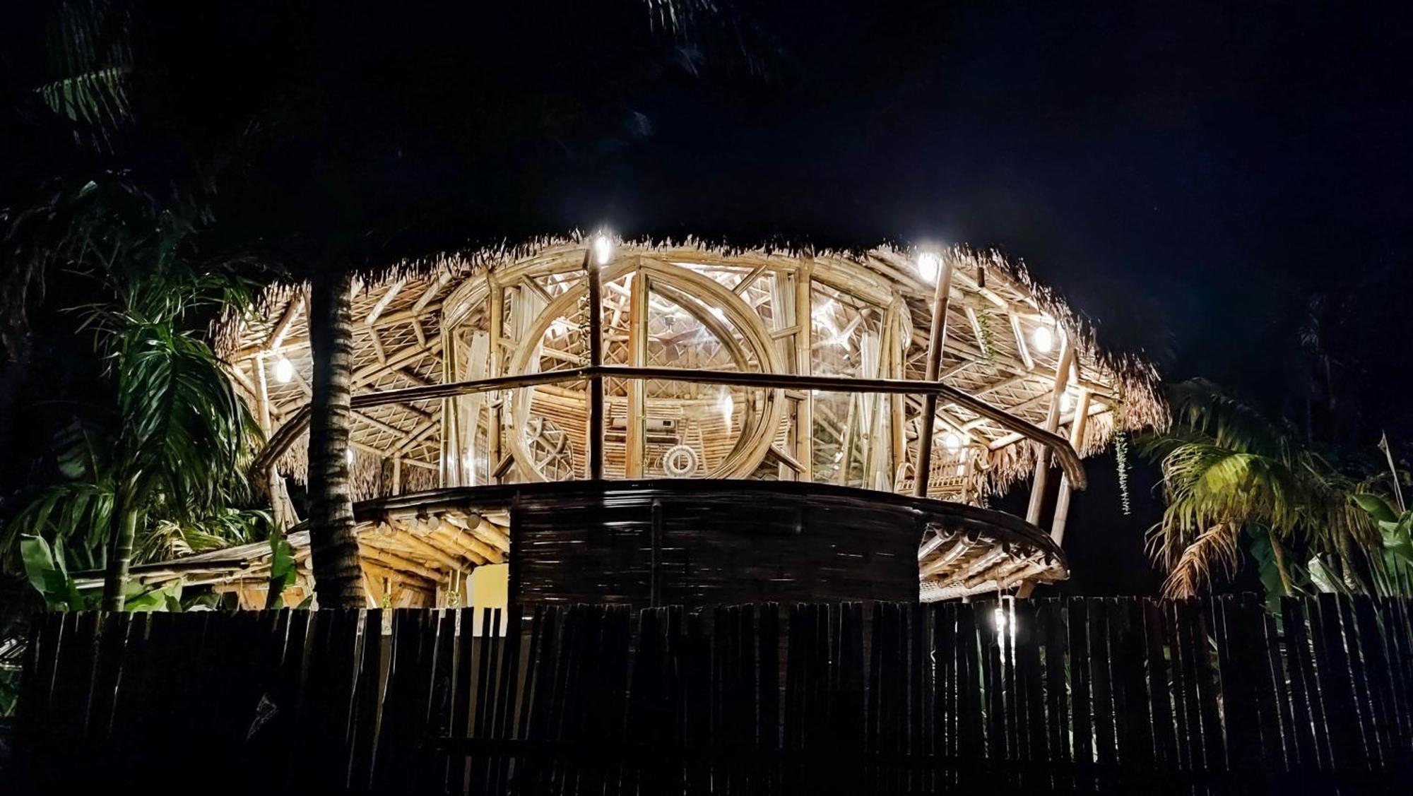 The Bamboo Houses - Tropical Garden & Empty Beach General Luna  Exterior photo